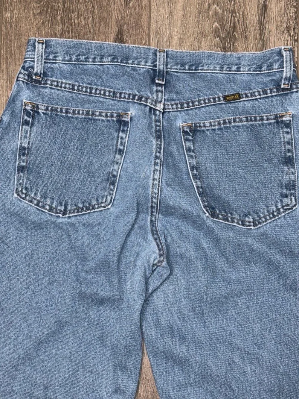 Wrangler Rustler Jeans Mens 32x34 Straight Leg Med Wash Denim Workwear